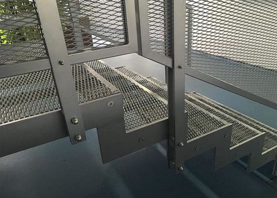 Ανοξείδωτο και γαλβανισμένο επεκταθε'ν χάλυβας κιγκλίδωμα μετάλλων για τα ασφαλή βήματα περπατήματος ή σκαλοπατιών