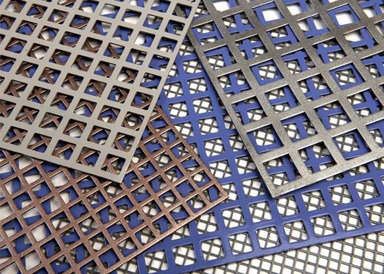 Η τετραγωνική διατρυπημένη τρύπα οθόνη μετάλλων παρέχει περισσότερη μεγάλη περιοχή κυκλοφορίας για το φιλτράρισμα, τη διαλογή και τον εξαερισμό