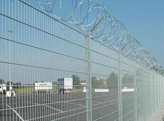 Υψηλής ασφάλειας αντι-διάβρωσης Μεταλλικό σύρμα φράχτη Ηλεκτρολυσσμένο Δίκτυο