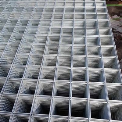 Υψηλή αντοχή στη σύσφιξη 1 2 PVC επικαλυμμένο συγκολλημένο συρματόπλεγμα πάχος 0,5 mm ∼ 1,0 mm