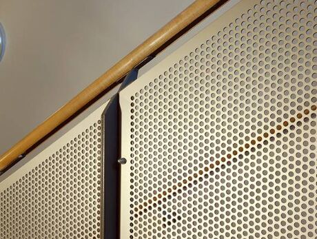 Επεκταμένο διάτρητο μεταλλικό πλέγμα υψηλής αντοχής, εύκαμπτο σχέδιο, κατάλληλο για συστήματα περιφράξεων ασφαλείας και εξαερισμού